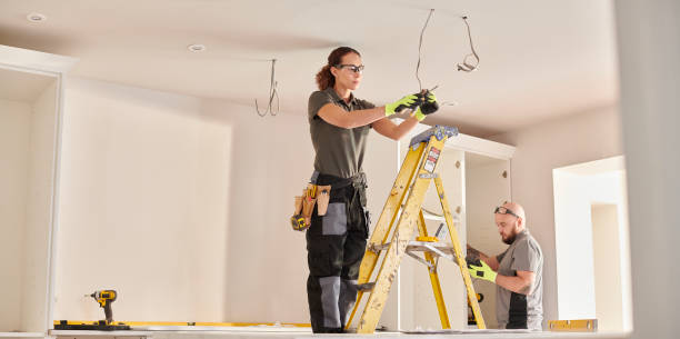 Best Commercial Electrician Services  in Bolivar, MO